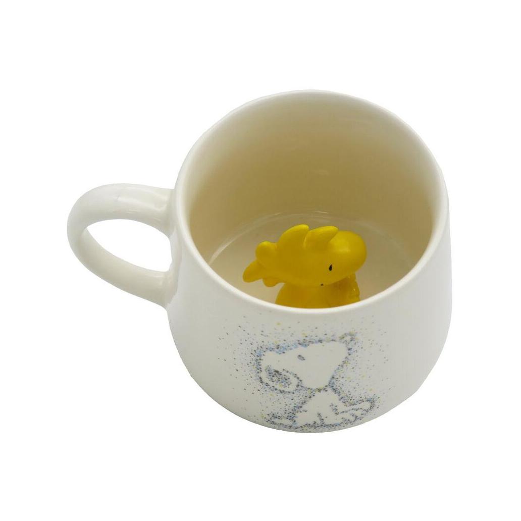 Caneca de cerâmica com figura 3d do snoopy constellation