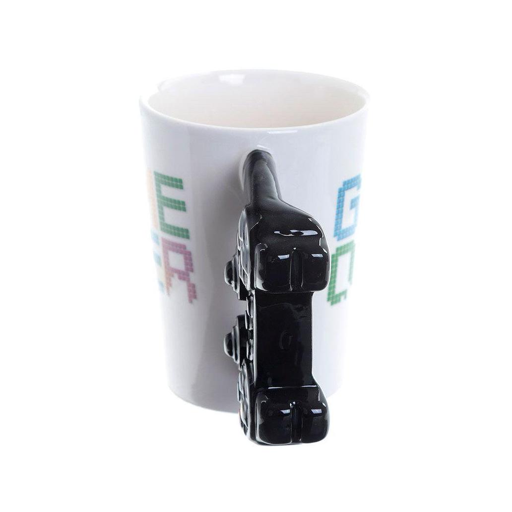 Caneca com pega em forma de controlador game over