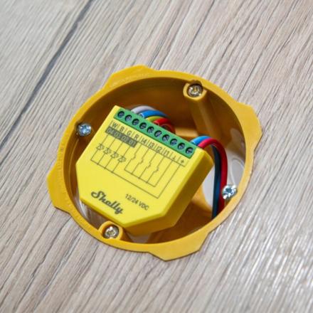 Controlador para Fitas LED Shelly PlusRGBW-PM Wifi/BT